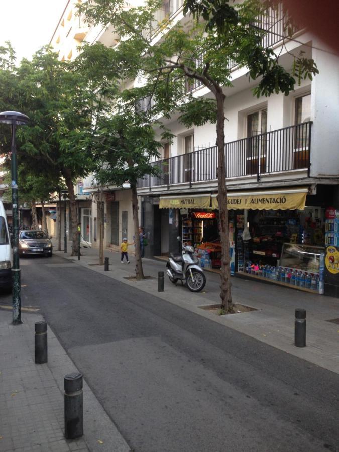 Pensión Juan Ramón Lloret de Mar Exterior foto